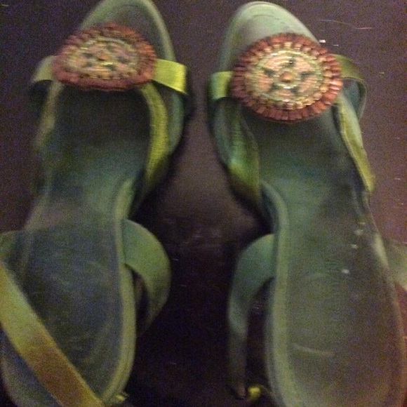 Shoes - Picture 1 of 3